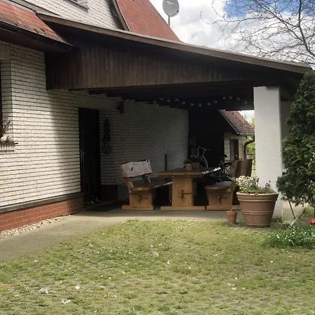 Hof Below * Wesenberg